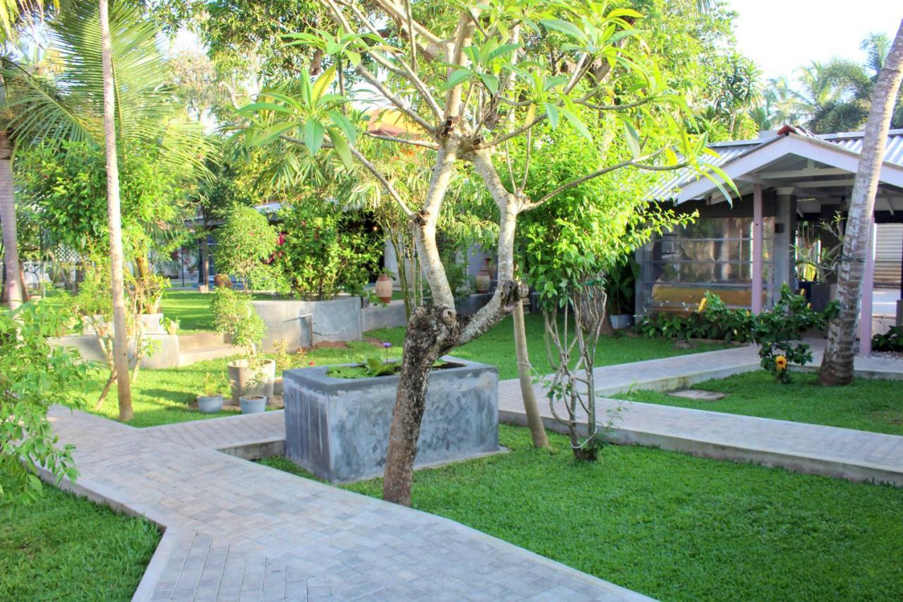 Morning Star Resorts Negombo Exterior photo